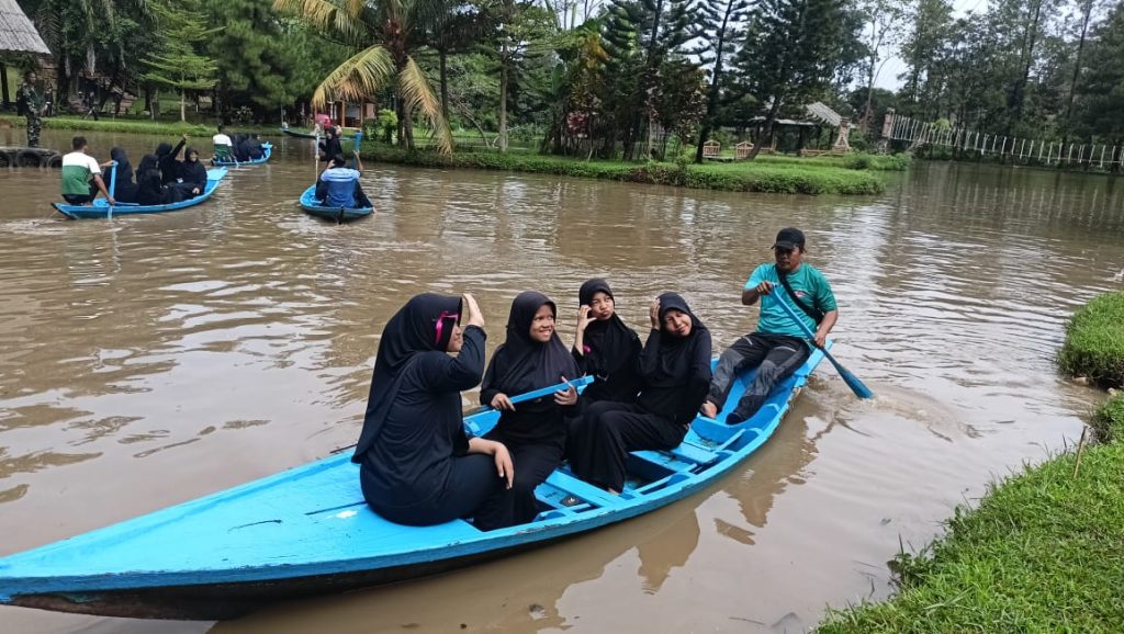Tempat Camping di Sentul